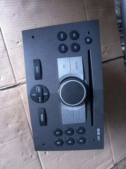 RICAMBI USATI 453116246 AUTORADIO OPEL Astra H Berlina  2005 Benzina  254242