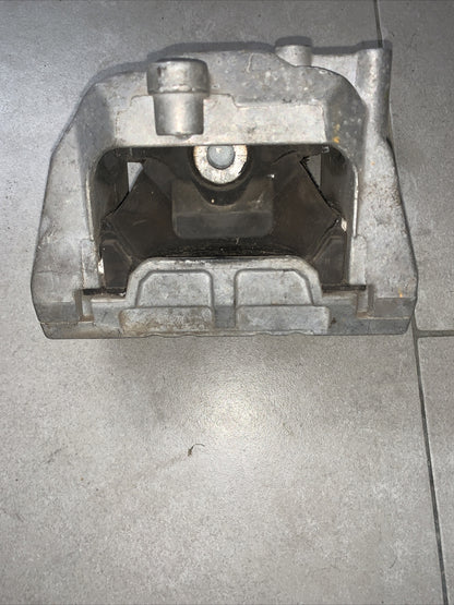 1K0199262AF SUPPORTO SOSTEGNO MOTORE DX Audi A3 8p