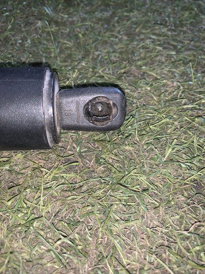 Pistoncino Cofano Posteriore Ford Kuga 2012-2019 CJ54-S402A74-AC