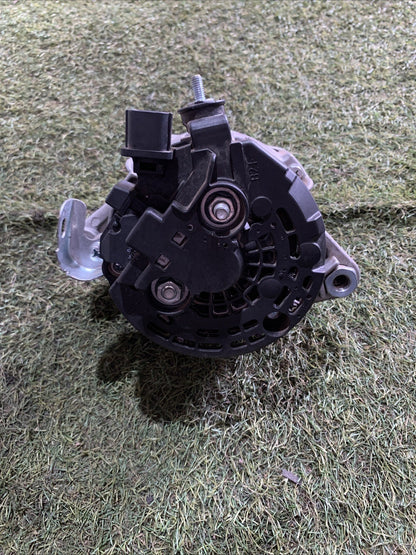 ALTERNATORE TOYOTA YARIS 2007 1.3 BENZINA 270600J051