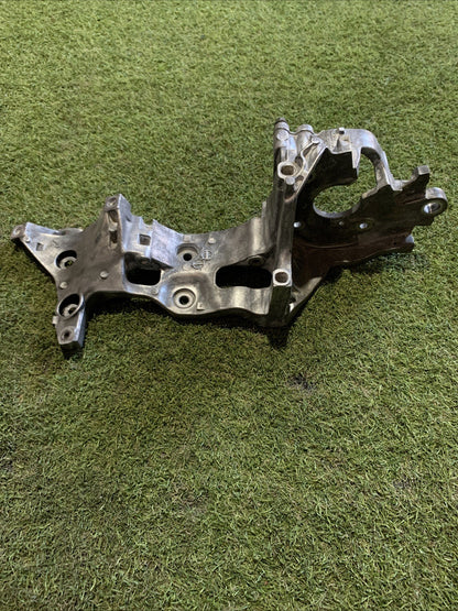 Supporto Pompa Carburante Volkswagen Golf 7 2.0 Diesel 04L903143D