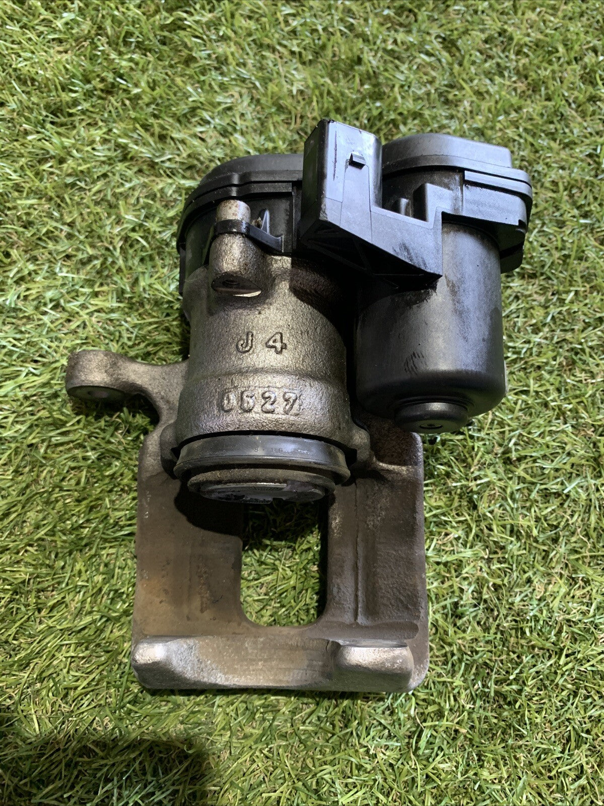 Pinza Freno Elettrico Posteriore Destra Audi Q3 2016 8U0615404B