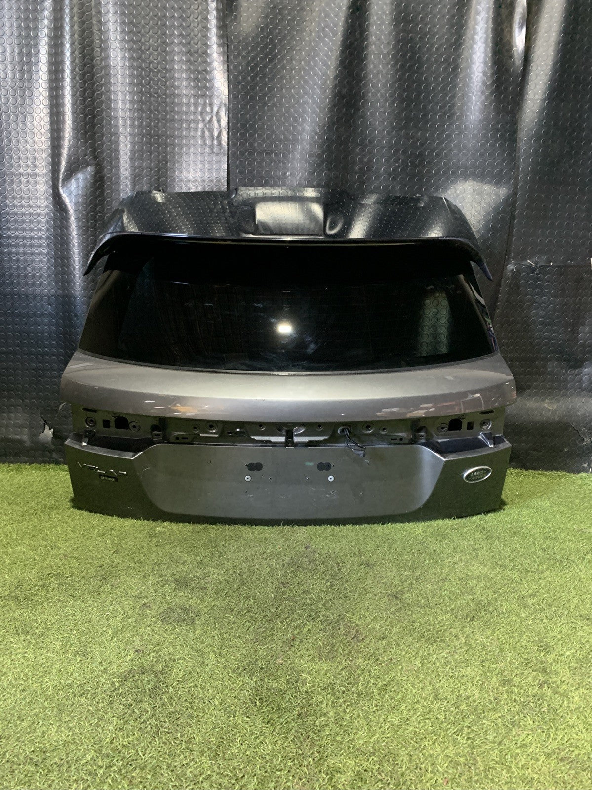 PORTELLONE BAULE COFANO POSTERIORE LAND ROVER - RANGE ROVER VELAR 2017 IN  POI