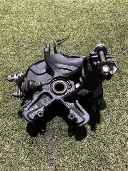 Mozzo Montante Fusello Anteriore Sinistro Audi A1 2019 1.0 Benzina 2Q0407255AF