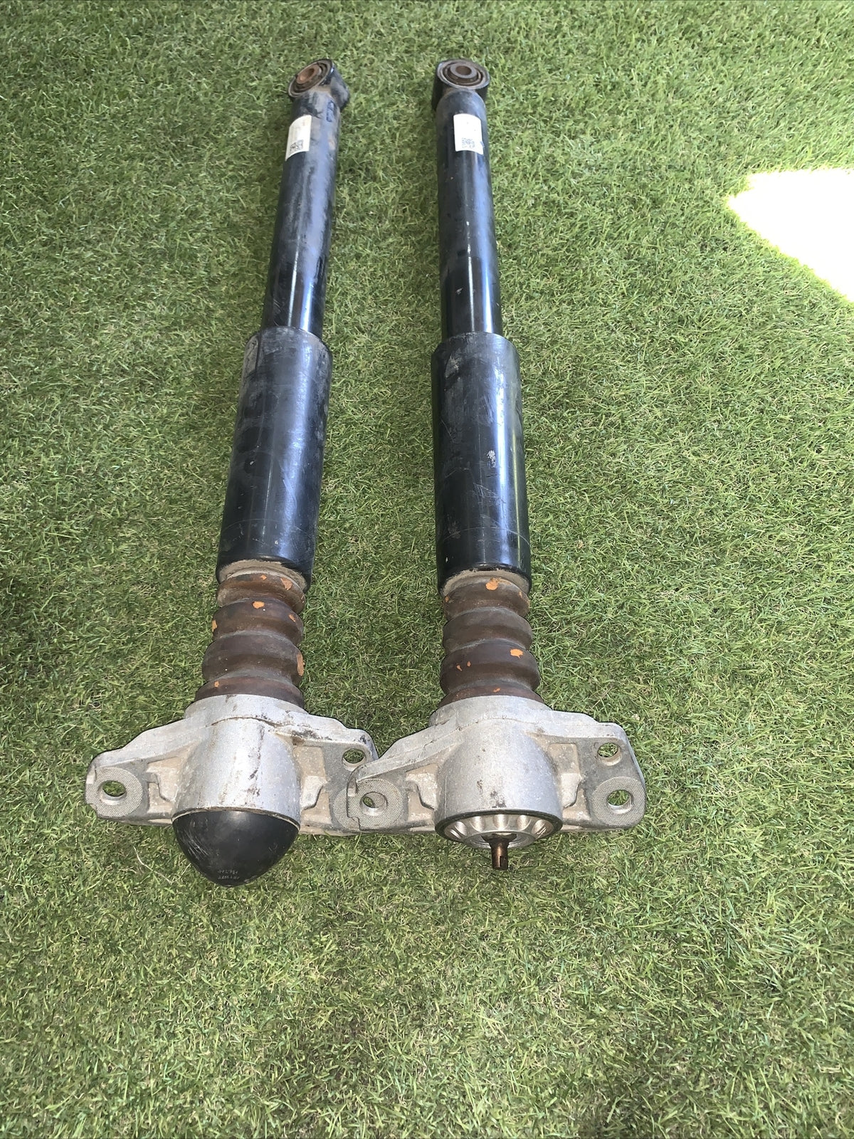 5N0512011AR COPPIA AMMORTIZZATORI POSTERIORI AUDI Q3 2.0 D 4X4 (2014