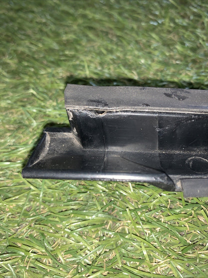 Guarnizione Parabrezza Verticale Destra Kia Sportage 2023 86140-P1000