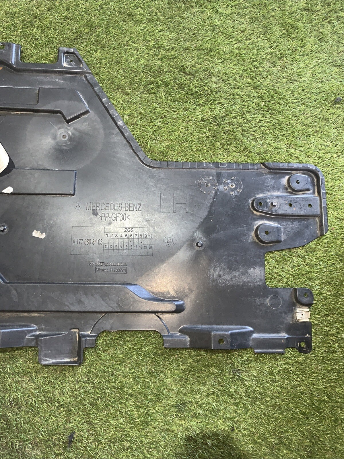 Sotto Piano Motore Sotto Scocca Sinistra Mercedes Classe A W177 A1776808403
