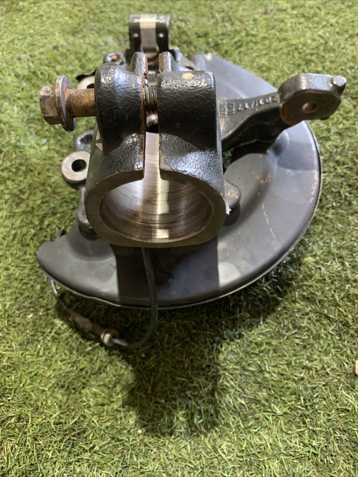 Mozzo montante fuselloAnteriore Sinistro Ford Focus 2017 1.5 Diesel AV613K171DAC