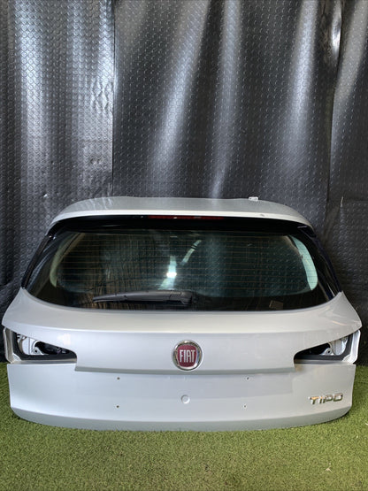 Cofano Baule Portellone Posteriore Fiat Tipo 2024 Berlina 5 Porte 