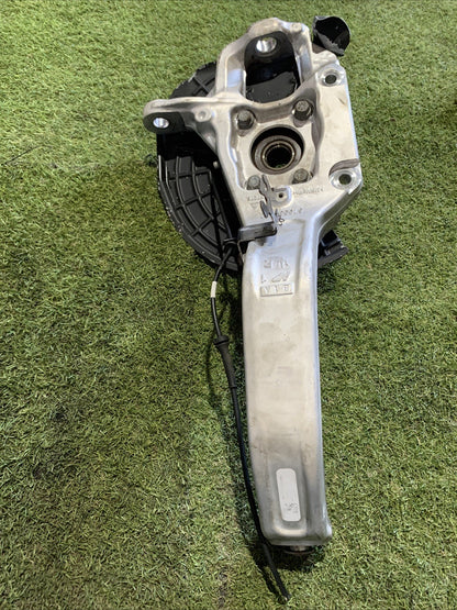 Mozzo Montante Fusello Anteriore Destro Maserati Levante 670032052