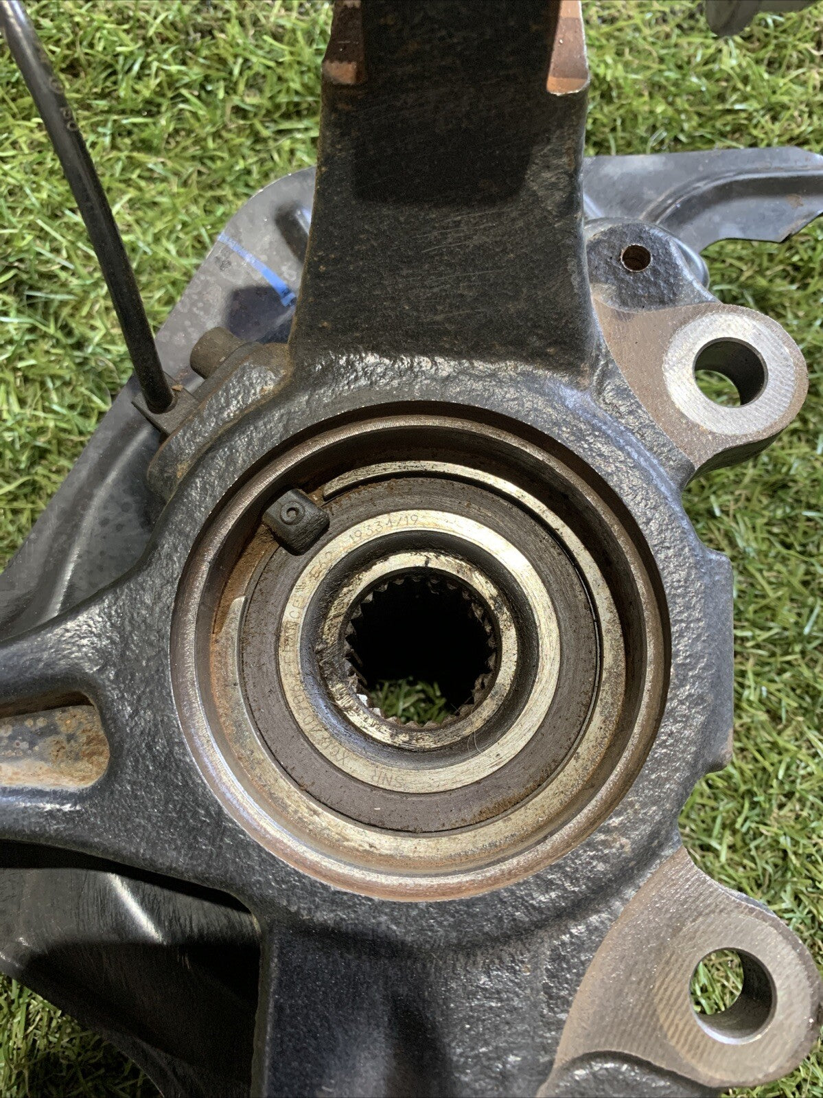 Mozzo Montante Fusello Anteriore Sinistro Fiat Fiorino 2020 1.3 MJT 52044713