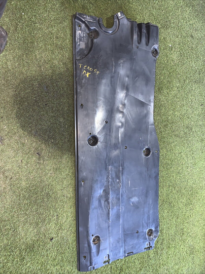 Sotto Piano Motore Sotto Scocca Destra Volkswagen T-Cross 2Q0825202B