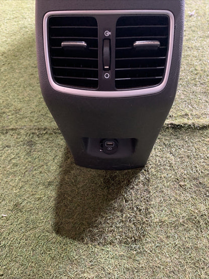 Tunnel Centrale Hyundai Tucson 2019 84678-D7201