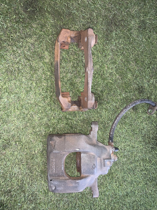 Pinza Con Porta Pinza Anteriore Destra Peugeot 107 1.0 Benzina Y01787