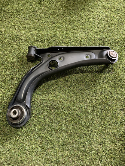 BRACCIO OSCILLANTE ANTERIORE SINISTRO FIAT PANDA 3 SERIE DAL 2013 00520139600