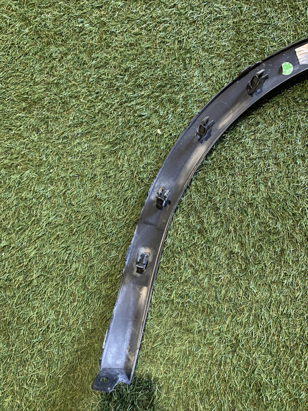 Modanatura Archetto Ruota Anteriore Sinistro Volkswagen T-roc 2GA854731C (2)