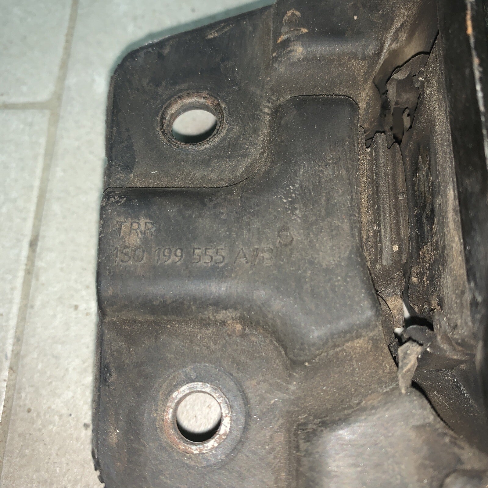 Supporto motore 1S0199555AB Skoda Citigo benzina