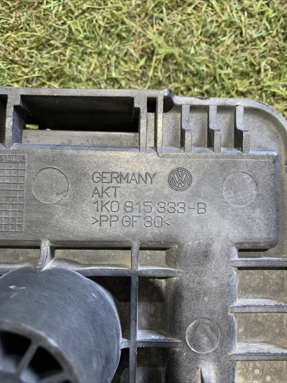 ALLOGGIO BATTERIA AUDI A3 8P 1K0915333-B