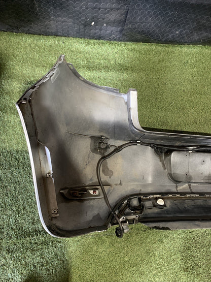 PARAURTI POSTERIORE CON SENSORI DI PARCHEGGIO VOLKSWAGEN Golf 6 2009 Berlina