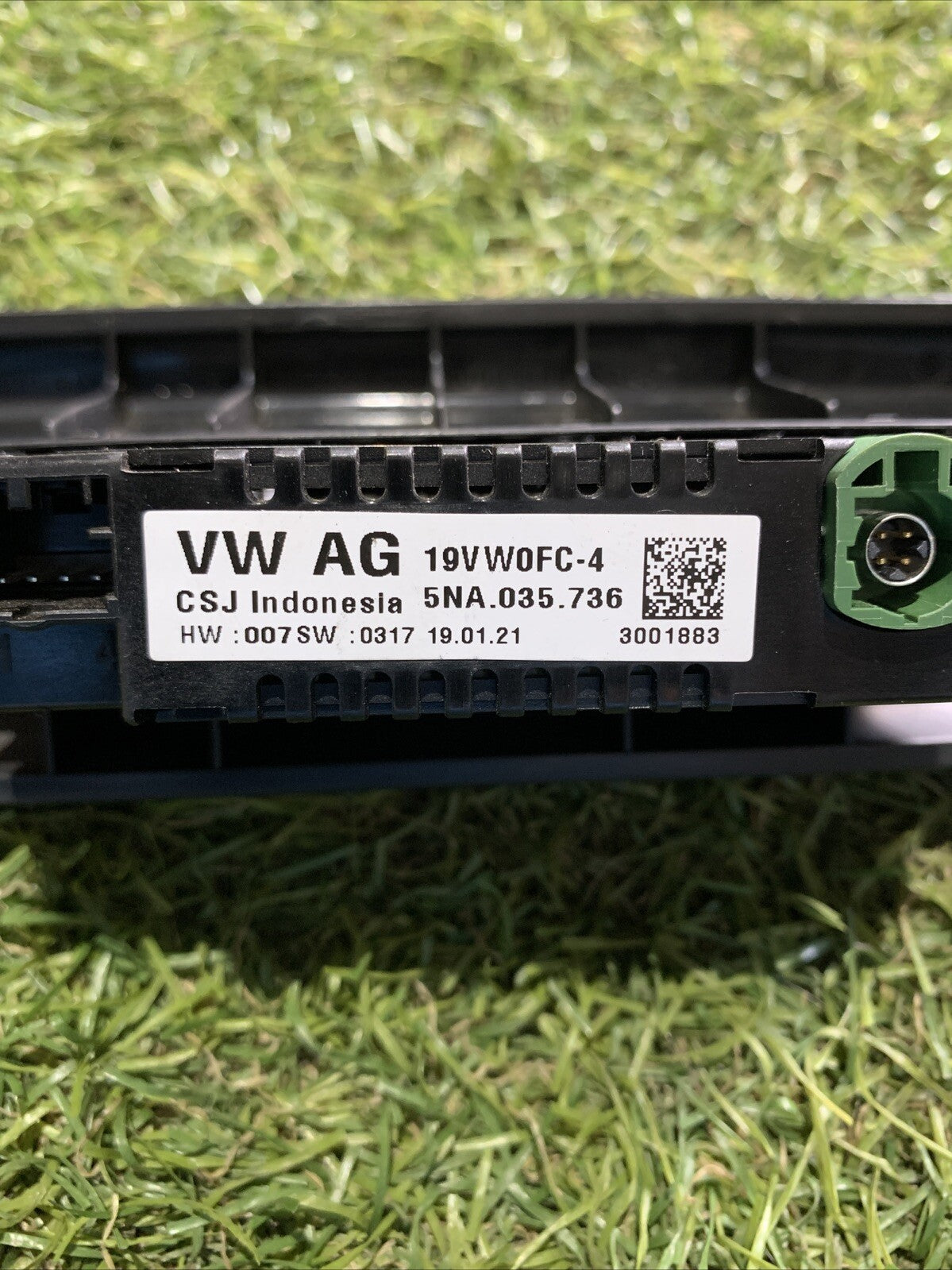 Porta Ingresso USB Volkswagen Golf 8 5NA035736