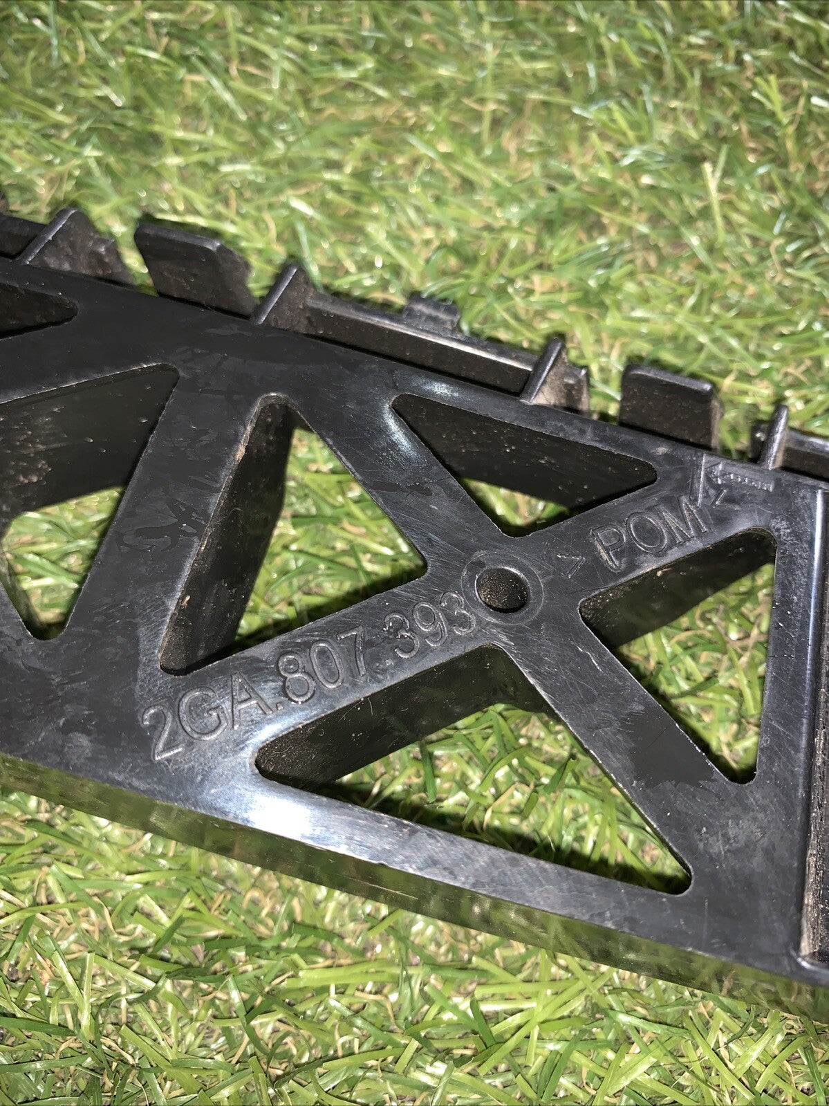 2GA807393 Staffa Paraurti Posteriore Sinistra Volkswagen T - Roc