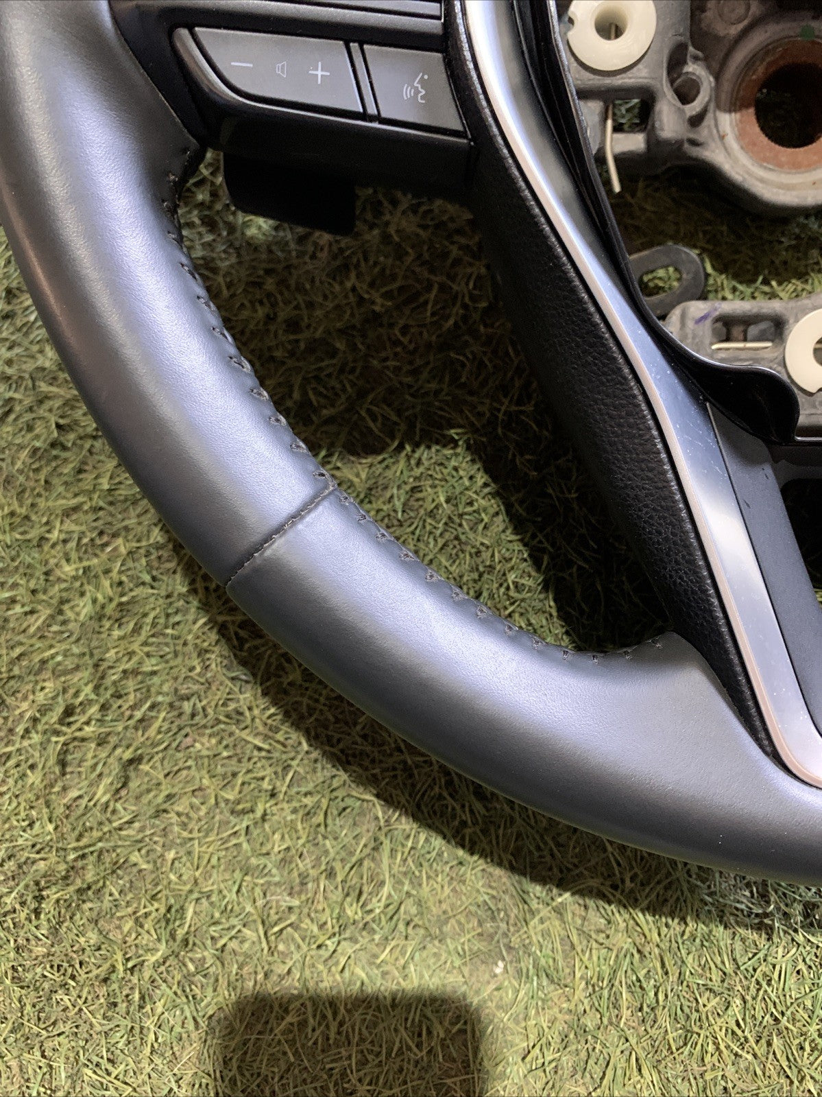 Volante In Pelle Multifunzione Con Paddle Toyota Corolla 2019 45100-0Z230
