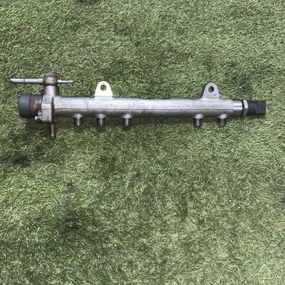 FLAUTO INIEZIONE FIAT PUNTO FIAT PANDA 1.3 ANNO 2007 CODICE 55210069 ORIGINALE 2