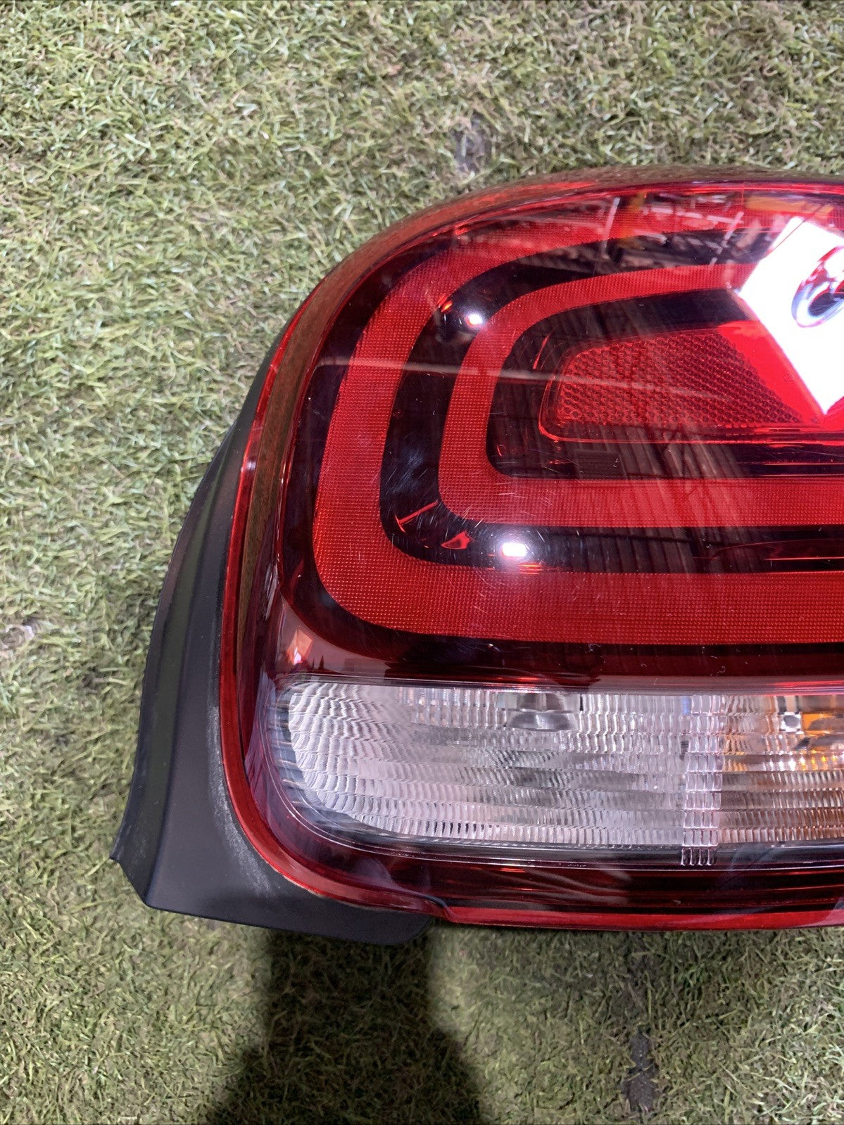 STOP POSTERIORE DESTRO CITROEN C3 2021 (9812257480)