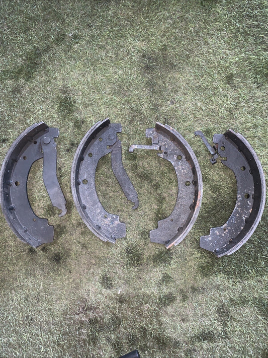 Kit ganasce freno Brembo Posteriore per VW TRANSPORTER LT 40-55 28-35