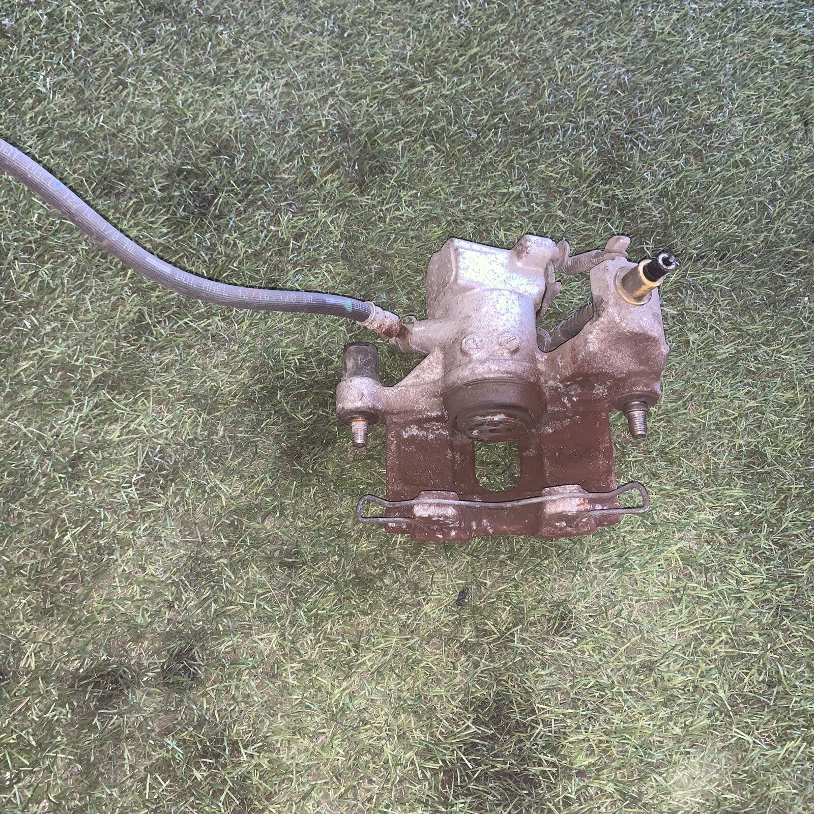 Pinza freno posteriore dx toyota yaris 2017-2021