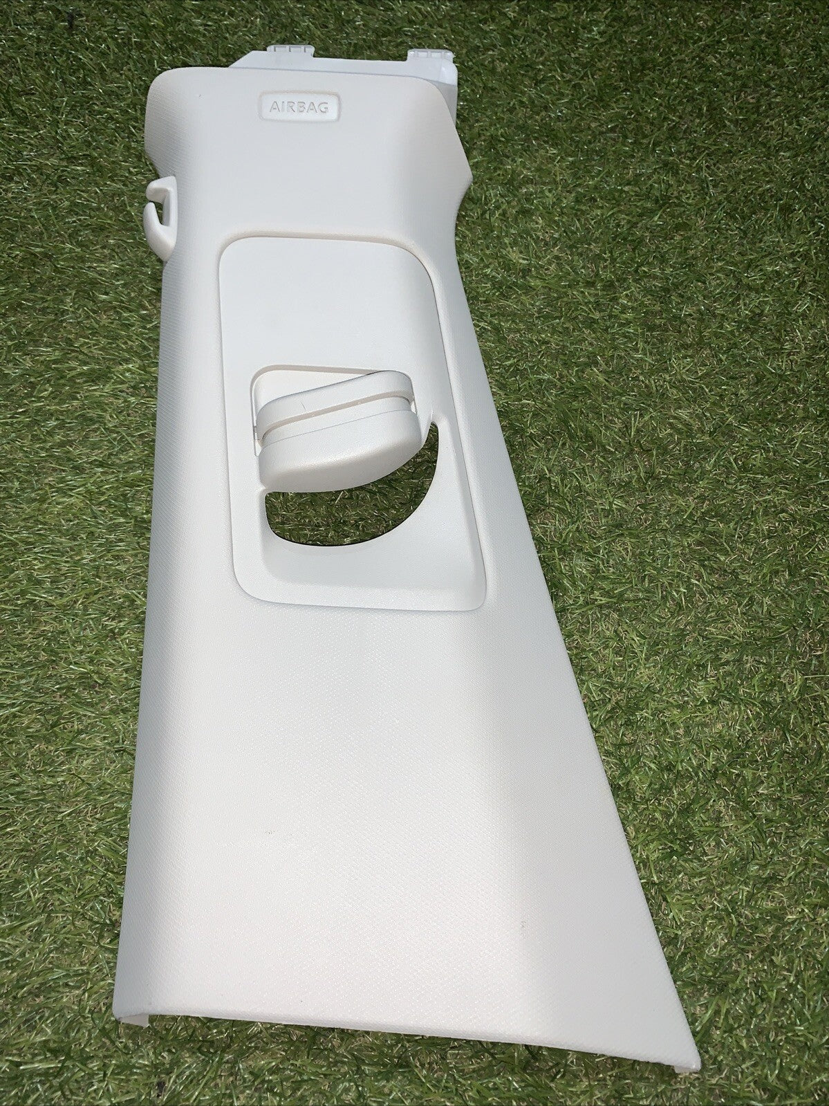 2GM867243 Modanatura Rivestimento Piantone Centrale Sinistra Volkswagen T-Cross