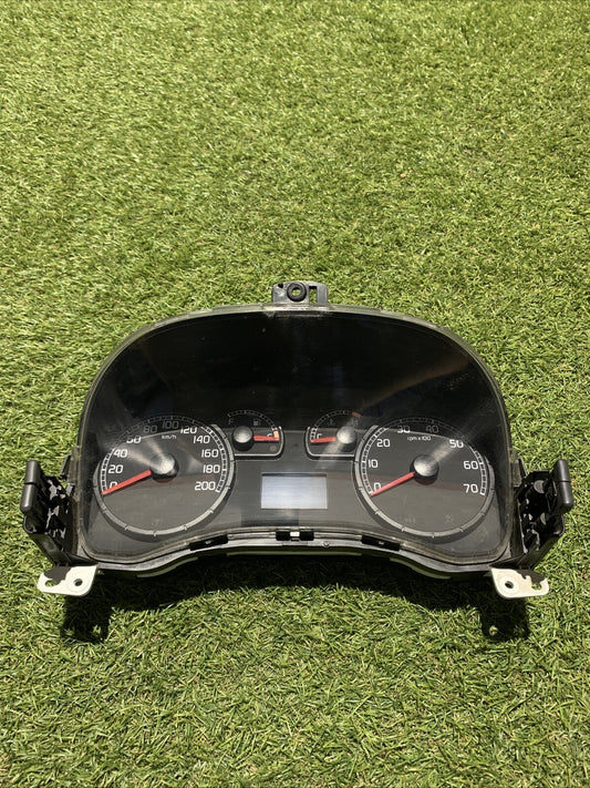 Contachilometri / Tachimetro Fiat Punto 188 1.3mjt  cod. 51703280 (3)