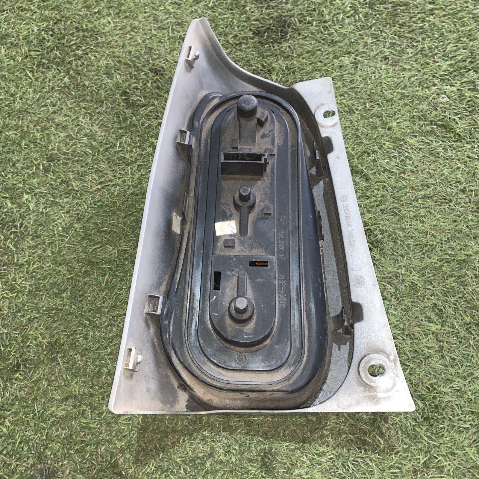 253042R FANALINO STOP POSTERIORE DESTRO SMART FORTWO 450 DAL 1999 AL 2005 (3)