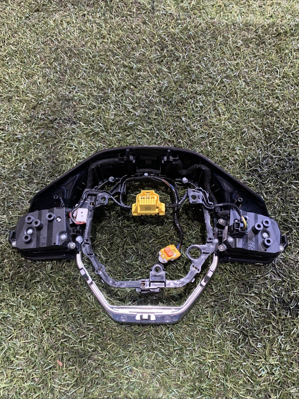 Comandi Al Volante Peugeot 208 2019 16402356