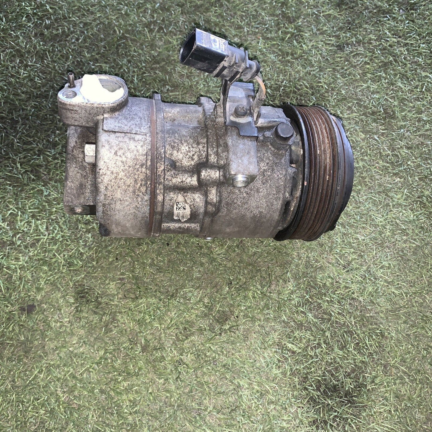 COMPRESSORE ARIA CONDIZIONATA VOLKSVAGEN UP 2013 IN POI 1S0820803C 1.0 B