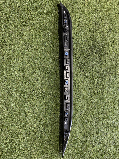 MODANATURA ESTERNA SUPERIORE SX PEUGEOT 2008 ANNO 2017 COD. 9806404877