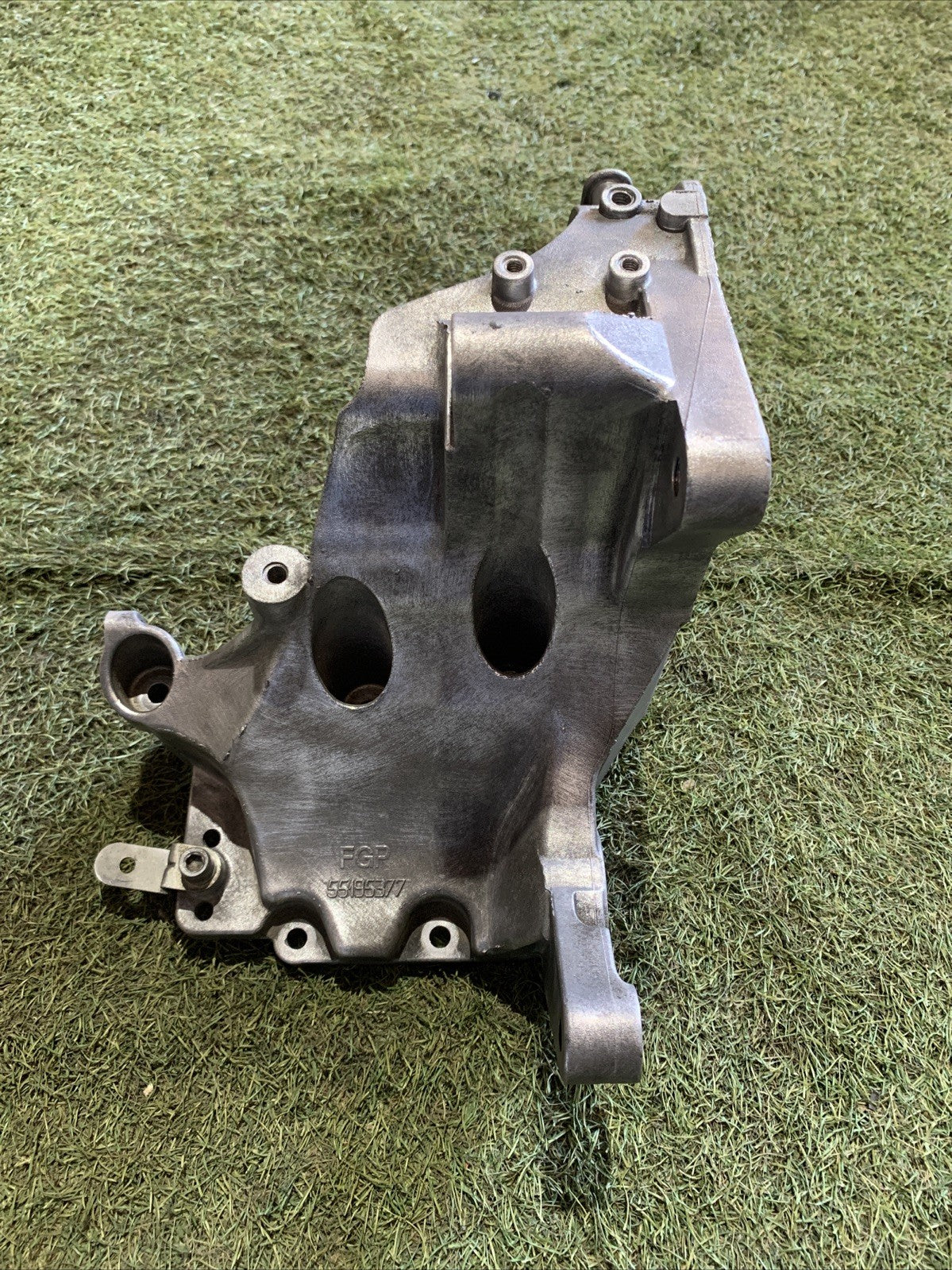 Supporto Pompa Gasolio Fiat Sedici 1.9 Diesel 55195377