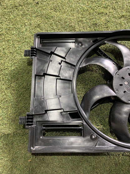 Elettroventola Radiatore Volkswagen T-Roc 2023 2.0 Diesel  5Q0121203DQ
