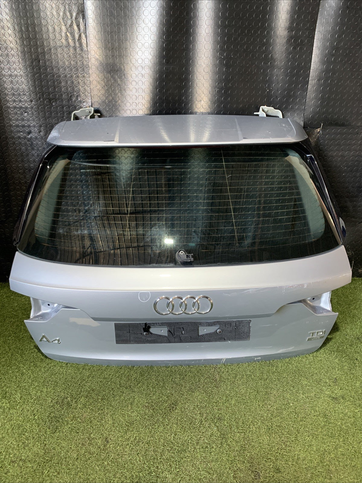 COFANO BAULE PORTELLONE POSTERIORE AUDI A4 AVANT 8W5 B9 2015 