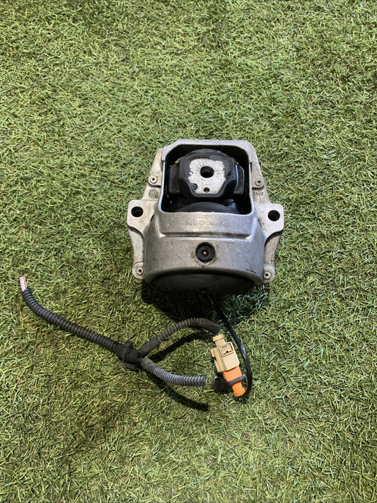 Supporto Motore Lato Sinistro Audi A4 2013 8R0199381