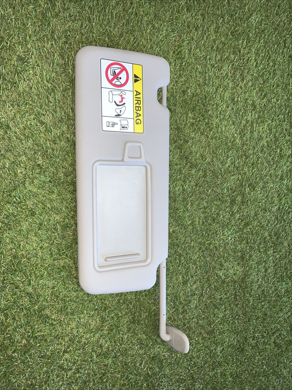 85220R2000ED ALETTA PARASOLE DESTRA KIA SPORTAGE 2023