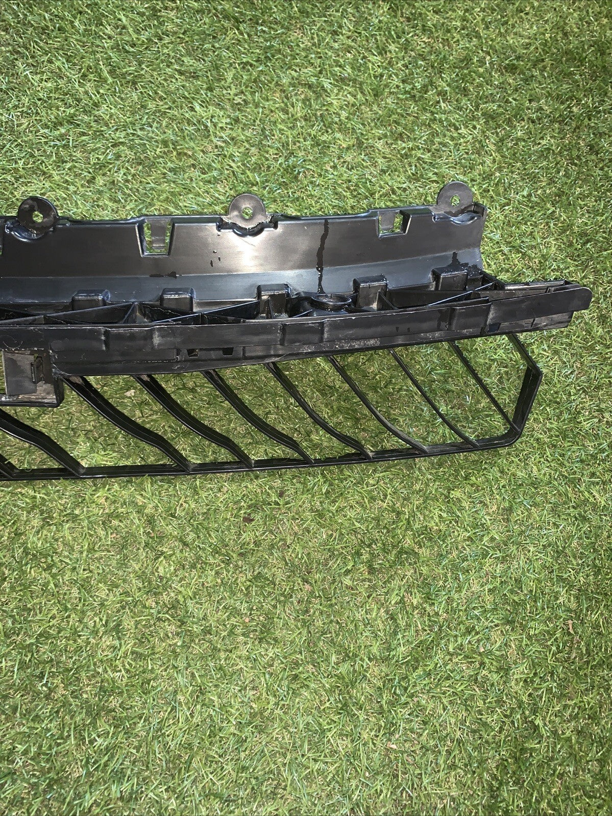 2GA807863A STAFFA SUPPORTO PARAURTI POST VOLKSWAGEN T-ROC