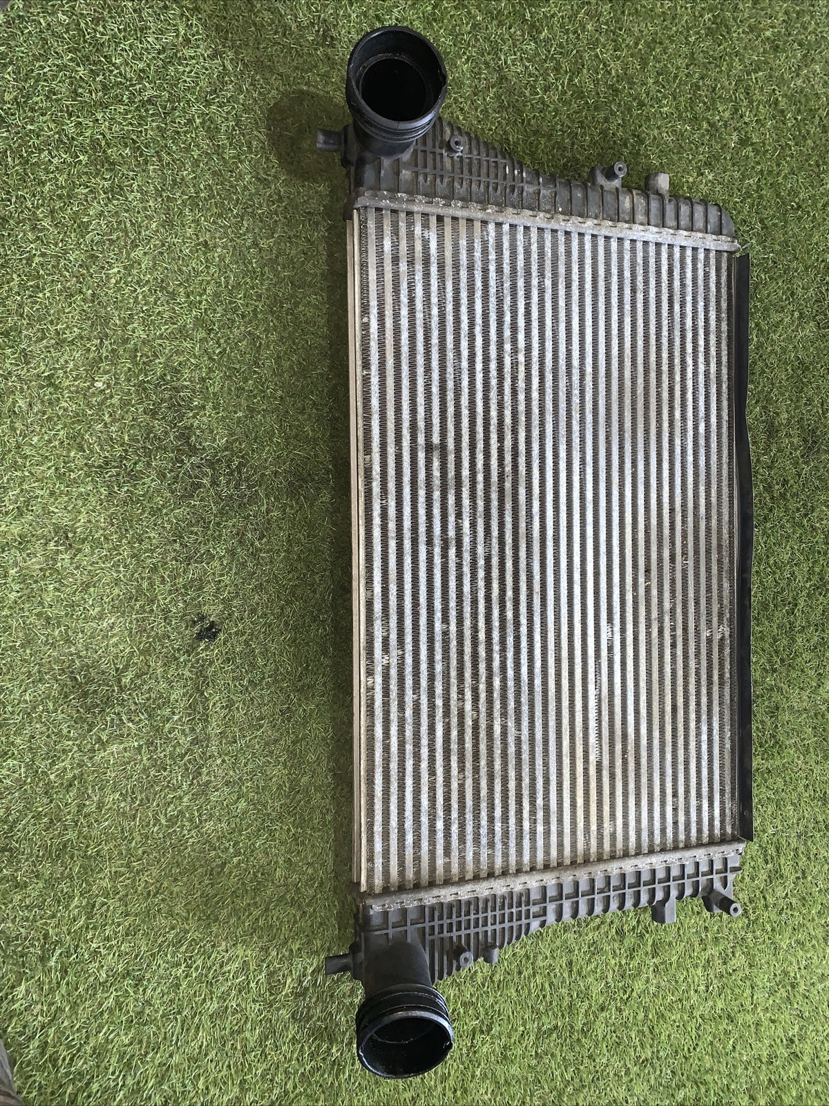 1K0145803A RADIATORE INTERCOOLER AUDI A3 (2004) 2.0 DIESEL