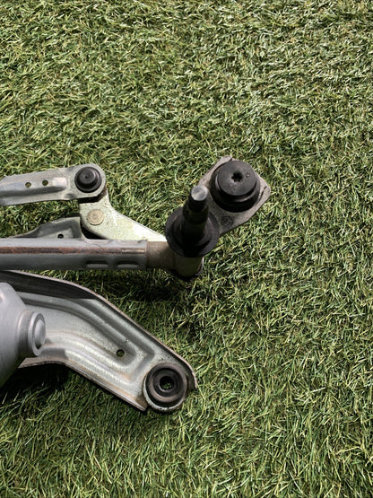 MOTORINO TERGICRISTALLO ANTERIORE PER VOLKSWAGEN T-CROSS Serie 2GM955023A (19>)