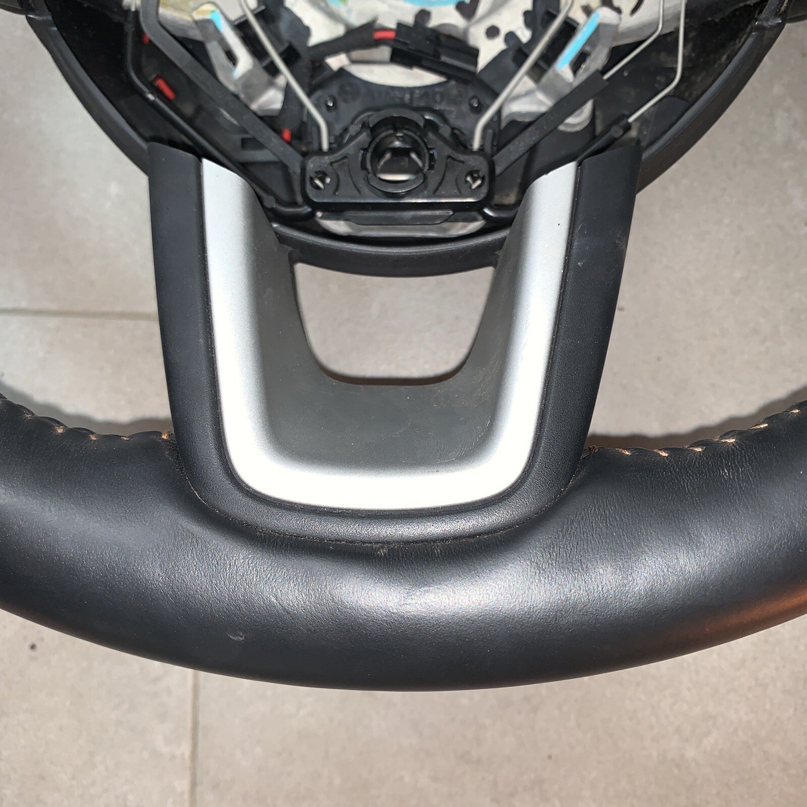 1049805V95 VOLANTE CON COMANDI MULTIFUNZIONE  JEEP COMPASS Dal 2016-2022