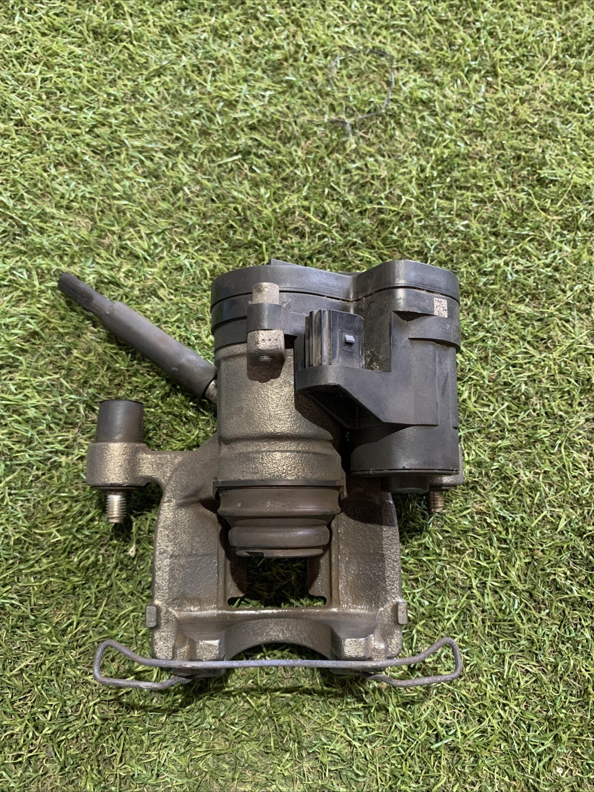 PINZA FRENO POSTERIORE DESTRA VOLKSWAGEN GOLF 7 5Q0615406EE