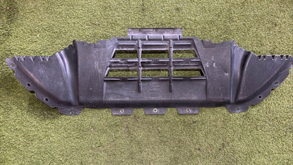 Protezione Sottoparaurti Anteriore Maserati Levante 670032424