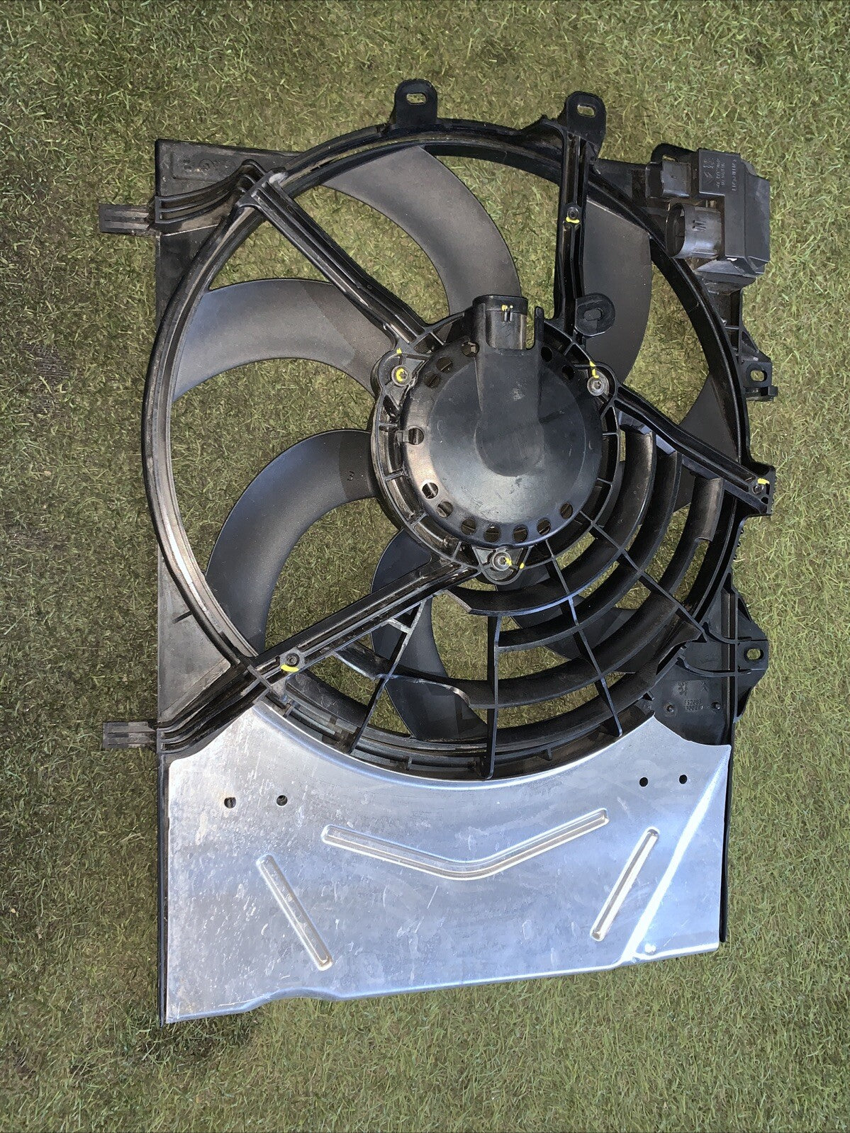 Elettro ventola Citroen C3 2022 9801666680