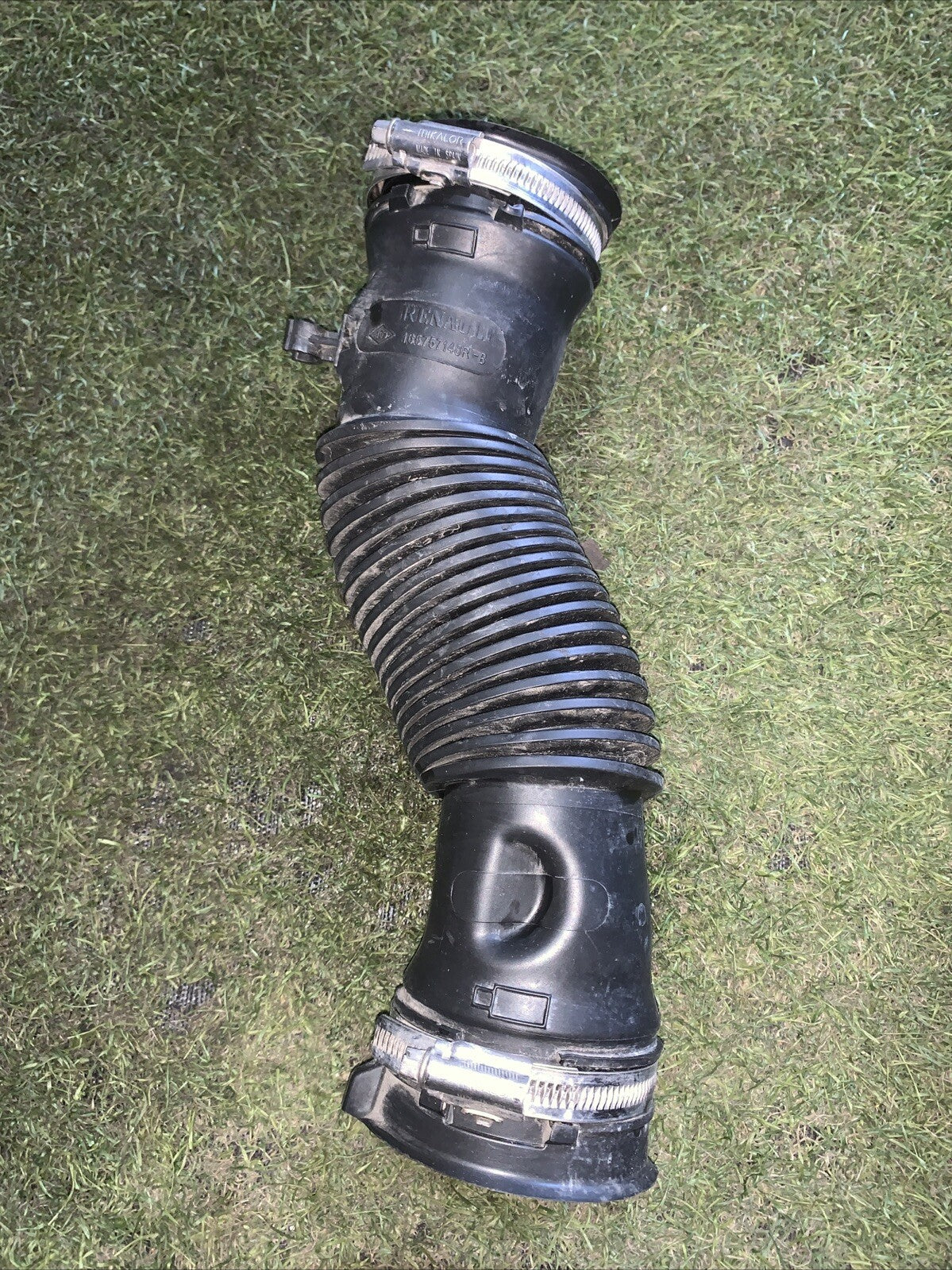 TUBO ASPIRAZIONE FILTRO ARIA RENAULT Clio Serie IV 165757148R Diesel 1.5