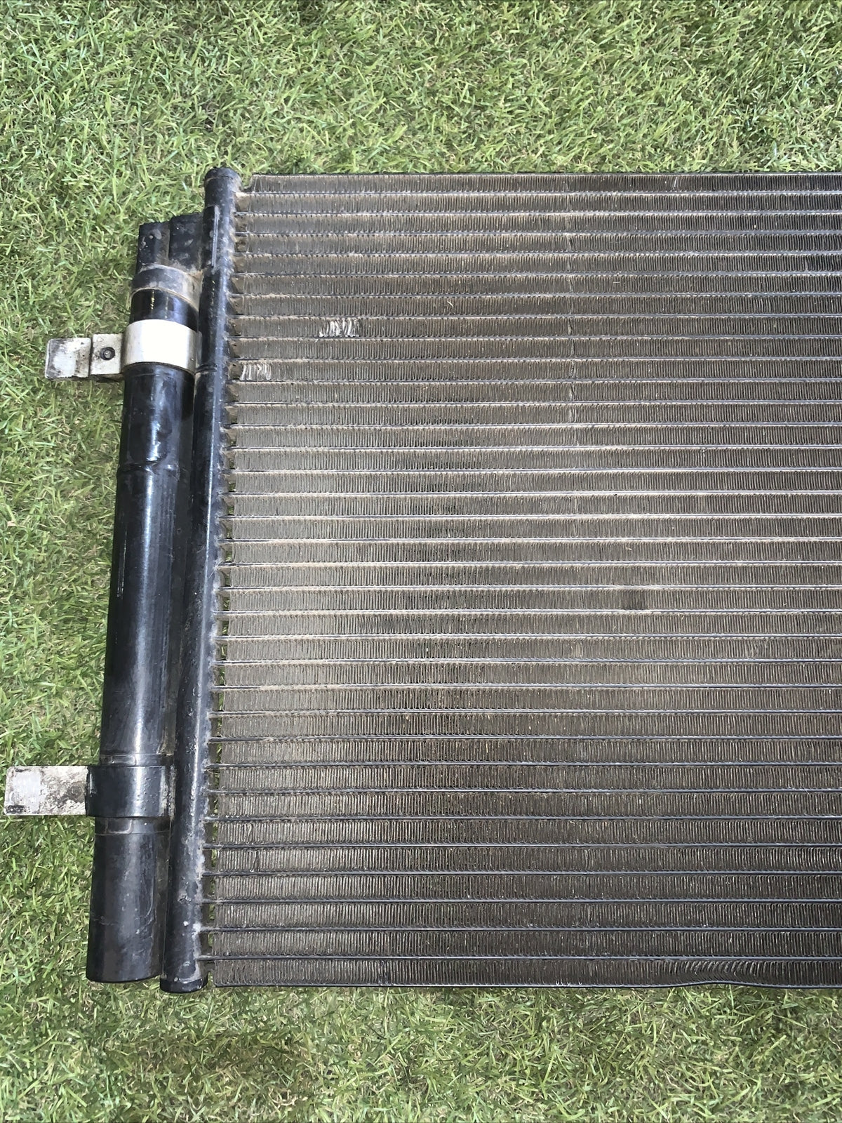 Radiatore Aria Condizionata Audi A4 2011 3.0 8K0260401Q